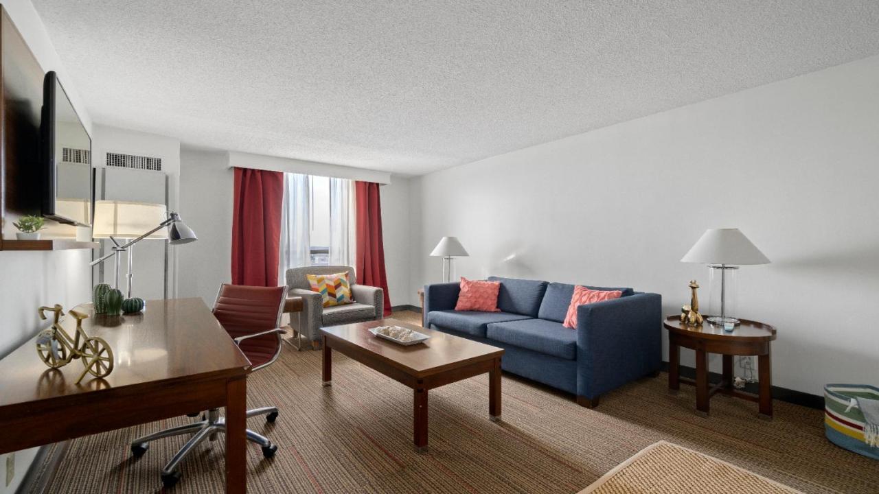 315 Loso Hotel Airport Charlotte Exteriör bild
