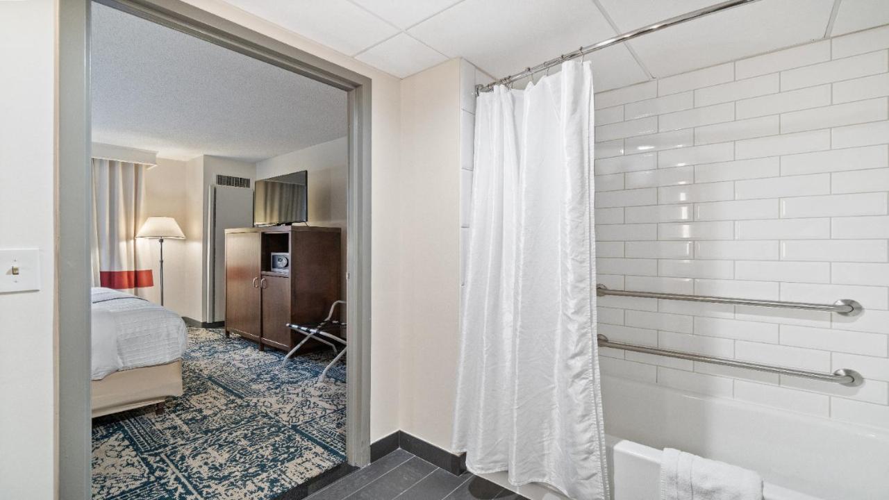 315 Loso Hotel Airport Charlotte Exteriör bild
